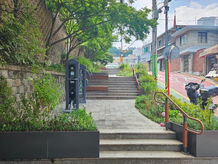 성동구, 금호초교 유휴공간에 '무수막 이음뜰정원' 조성 