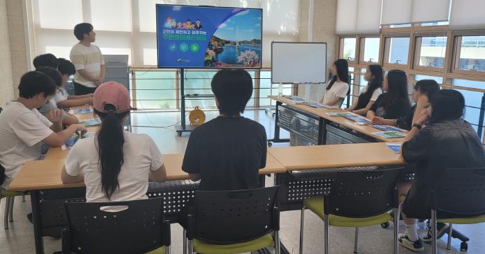 예산군, 청소년참여위원 대상 '청소년 주민참여 예산학교' 운영