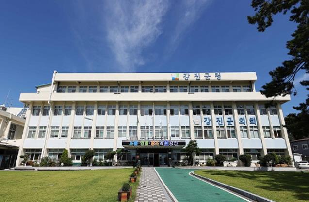 강진군 여름휴가철 강진읍시장 농축산물 구매 최대 2만원 환급
