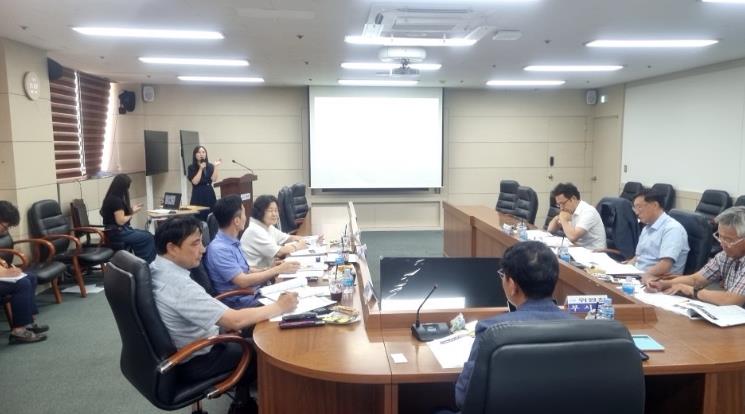 군산시, 상반기 적극행정 우수공무원 8명 선발