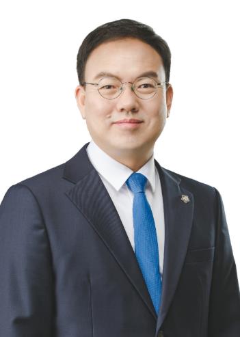 청주시의회 박완희 의원, 청주시 도서관 리박스쿨 역사 왜곡 도서 즉각 폐기와 재발방지 대책 강력요구