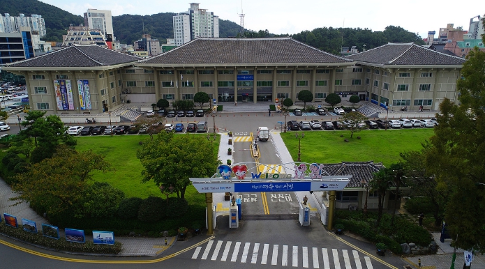 여수시, 자동심장충격기 설치기관에 점검·안내표지판 의무 이행 당부