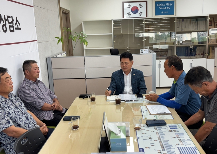 경기도의회 이인규의원, 학교급식 식재료 개선방안 논의