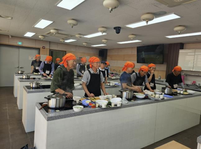 논산시, 건강 요리교실 ‘요섹남’ 운영