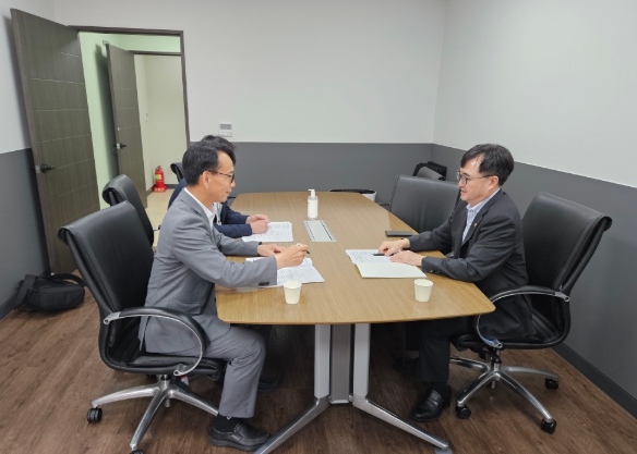 경상남도 김명주 경제부지사, 임기근 기재부 2차관 면담