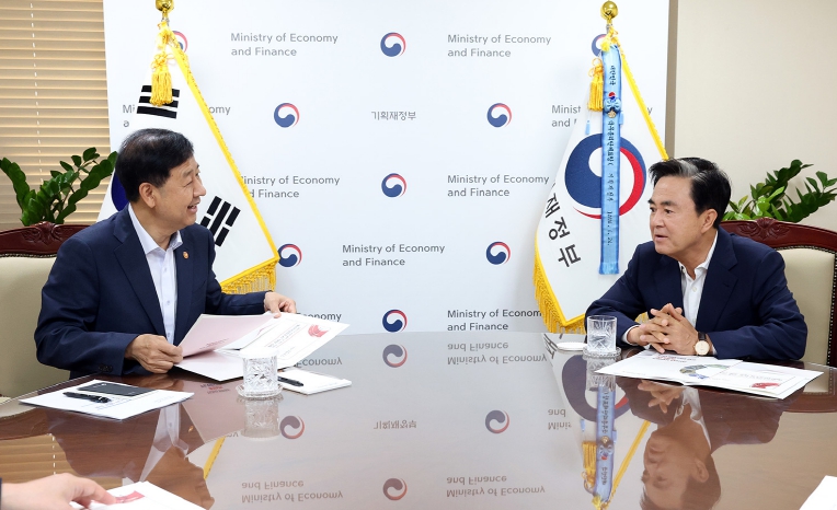 충남도, “국비 12조 시대 열자” 구슬땀