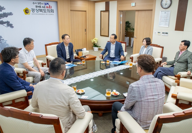 지역현안사항 해결을 위한  직접 발로 뛰는 울릉군의회