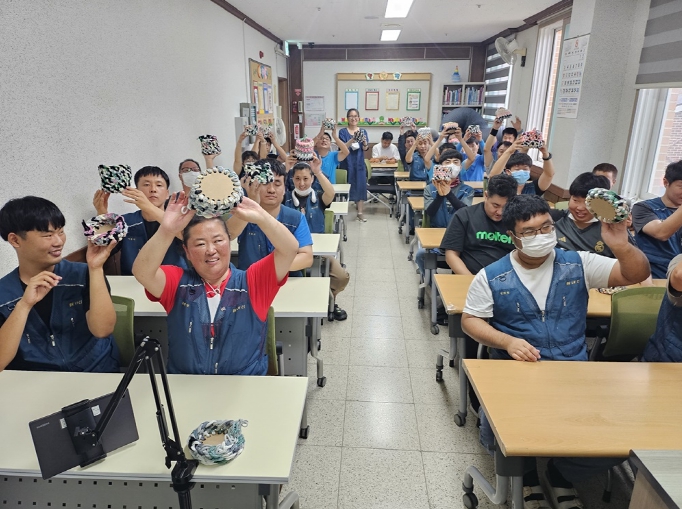 김제시장애인보호작업장, 근로장애인 대상 탄소중립 실천 공예 프로그램 실시