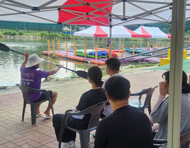 동대문구, 장애인 청소년 대상 수상스포츠 체험교육 실시
