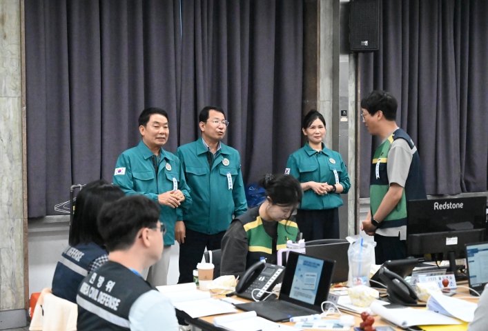 대전 중구의회, 을지연습 현장 방문해 직원 격려