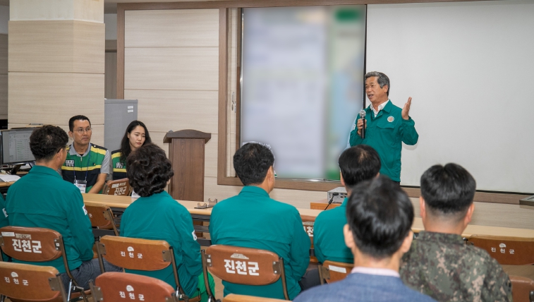 진천군의회, 2025년 을지훈련 현장 방문 및 관계자 격려