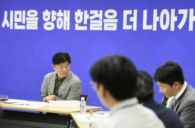 [기획]조용익 부천시장 "민원, 행정의 최전선…소통·공감으로 풀어야"