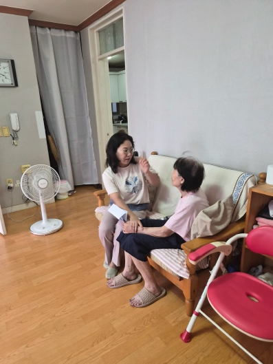 노인맞춤돌봄서비스로 생명 지켜...수성구 생활지원사, 폭염 속 열사병 어르신 구조