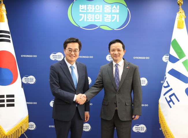 김동연 경기도지사 “시진핑 주석의 APEC 참여와 한중 관계 복원 기대” 다이빙 주한중국대사 만나 실질협력 강화 논의