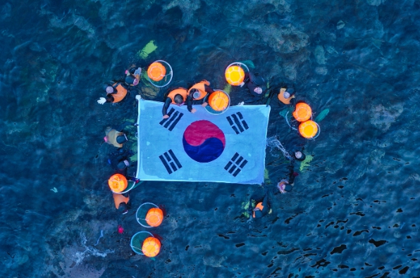 제주도, 독도 해녀 물질 시연 사진전 개최