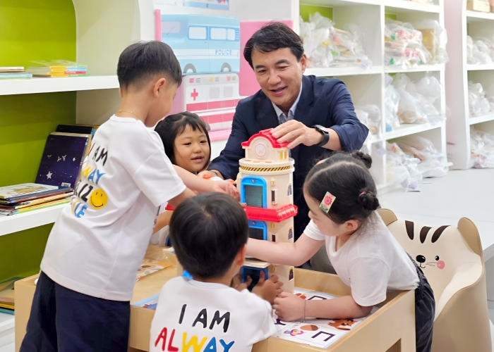 평창 장난감 도서관 개관…김진태 강원도지사, "내년까지 도내 전 지역 설치"