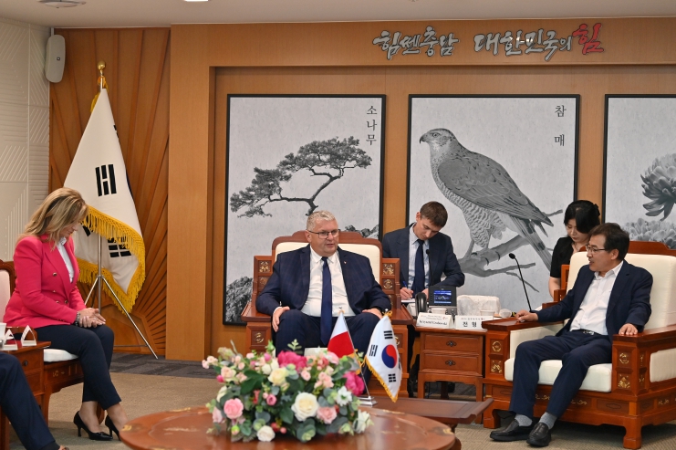 충남도, 폴란드와 방위 분야 등 협력 논의