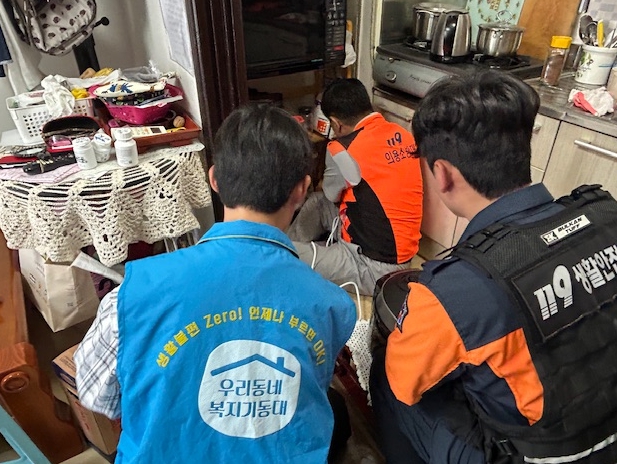 여수시 문수동 복지기동대, 노후주택 화재 예방 합동점검 실시