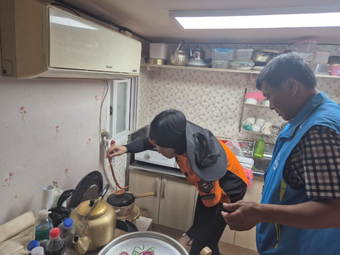 여수시 주삼동 복지기동대, 119생활안전순찰대와 합동 화재 안전점검 실시