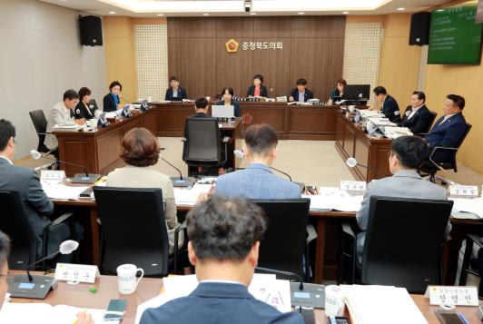 충청북도의회 산경위, 추경안 집중 점검“농업 본연 업무 충실해야”
