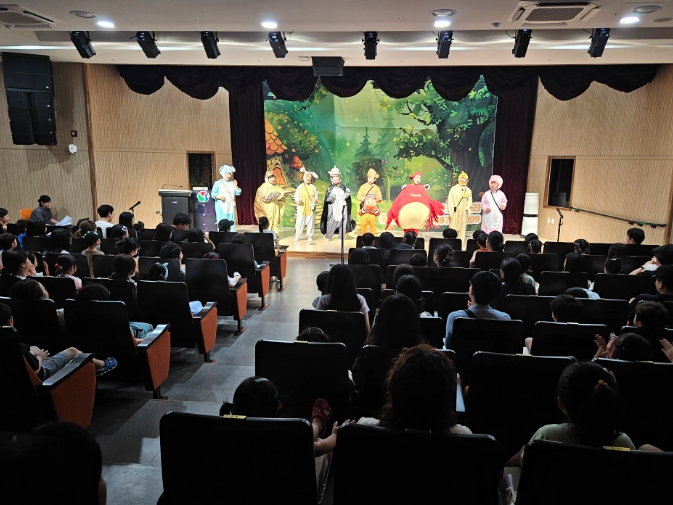양산시립 삼산도서관 ‘가을동화마당’, 가족 관람객 130여 명 모여 성황리에 마무리