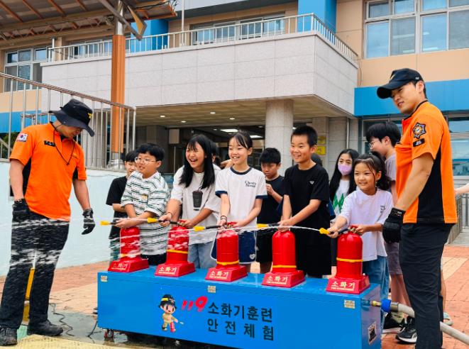 영동소방서, 이수초등학교 어린이 119소방안전체험 실시
