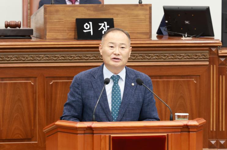 창원시의회 제146회 임시회 제4차 본회의 황점복 의원 건의안 채택
