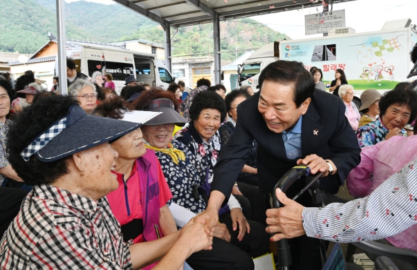 창녕군, ‘함께 찾아가는 경남 통합돌봄버스’ 영산면 방문