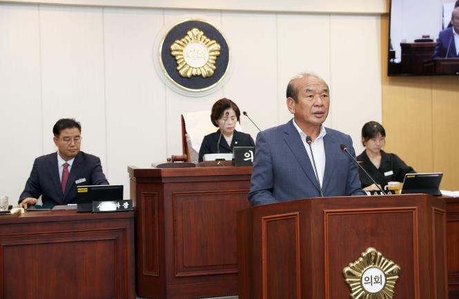 태안군의회 김진권 의원 5분 자유발언“계약의 총괄ㆍ감독은 군수의 책무”
