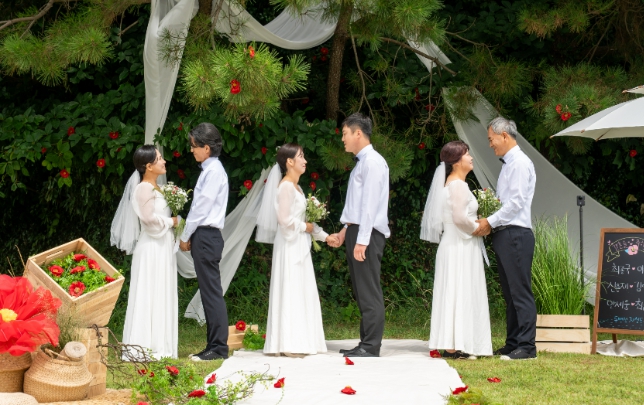 경상남도, 낭만의 섬, 거제 지심도에서 리마인드 웨딩 개최
