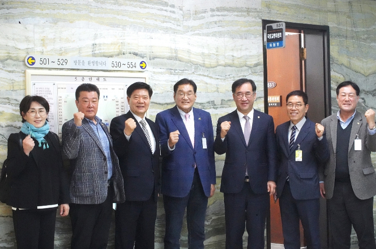 제천시 범시민추진위, 국토교통위 맹성규 위원장 면담