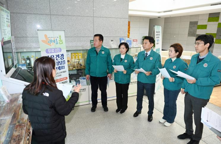 중구의회 행정자치위원회, 주민 건강증진 사업 점검
