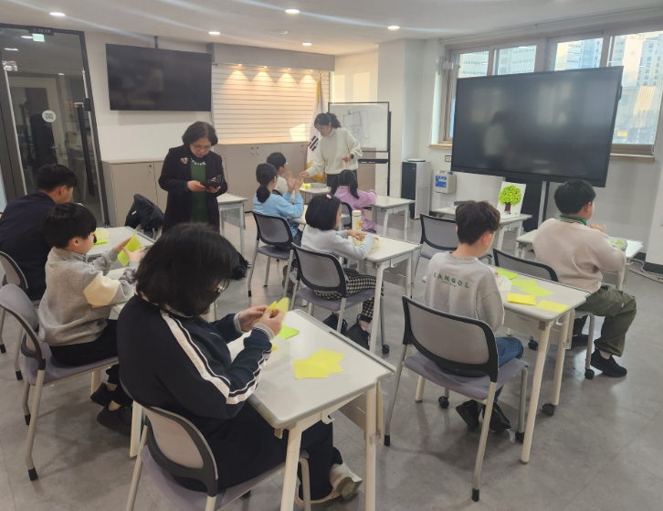 영동교육도서관, 발달장애 학생을 위한 ‘독서 문턱 낮추기’