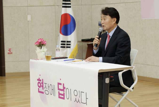 "시민 곁으로 찾아갑니다" 군포시, '동 순회 민원상담소, 찾아가는 이동시장실' 운영