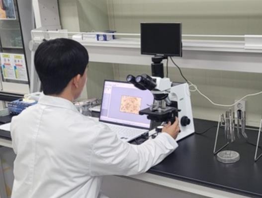 천안시농업기술센터, 배 꽃가루 자가채취 지원
