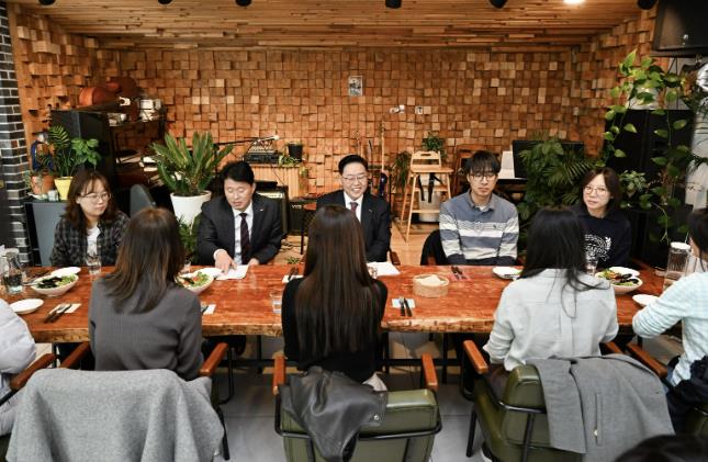 양주시, 다자녀 직원 오찬 간담회…일·가정 양립 지원 강화