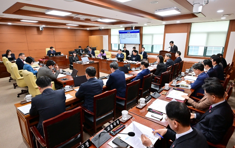 울산시의회, 제262회 임시회 제1차 예산결산특별위원회 추가경정예산안 심사