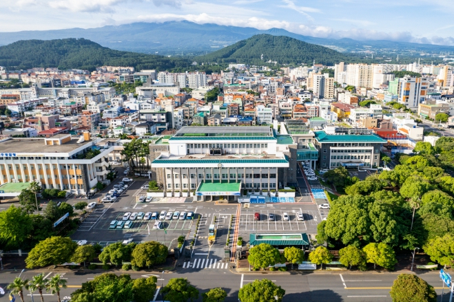 오영훈 제주도지사, 서귀포 노인회 찾아 어르신 민생 현안 청취