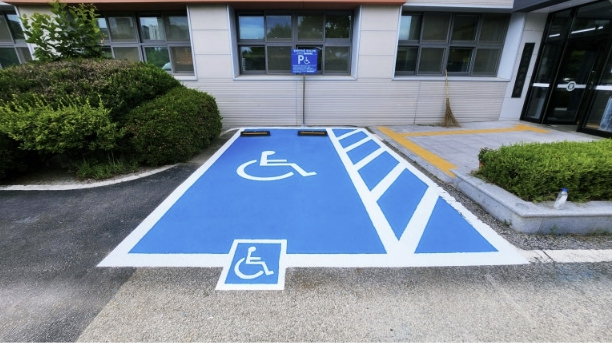 아산시, 장애인을 위해 '선' 지킨다... 선제적 장애인 정책 눈길