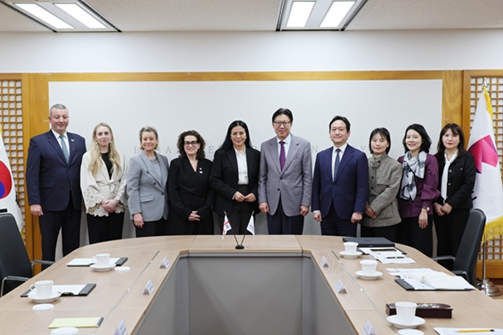박형준 시장, “문화예술, 관광마이스 등 실질협력 기대”… 몬트리올 시장 접견