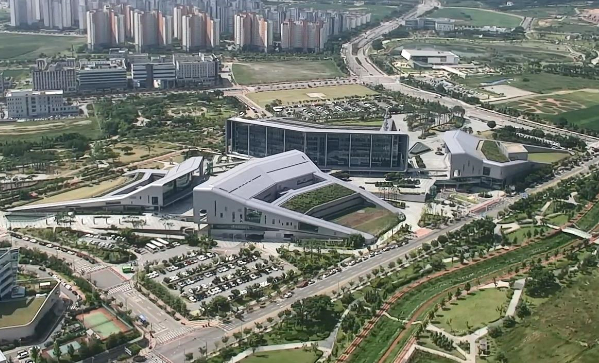 충남도, 디스플레이 인공지능 전환(AX) 본격 가동