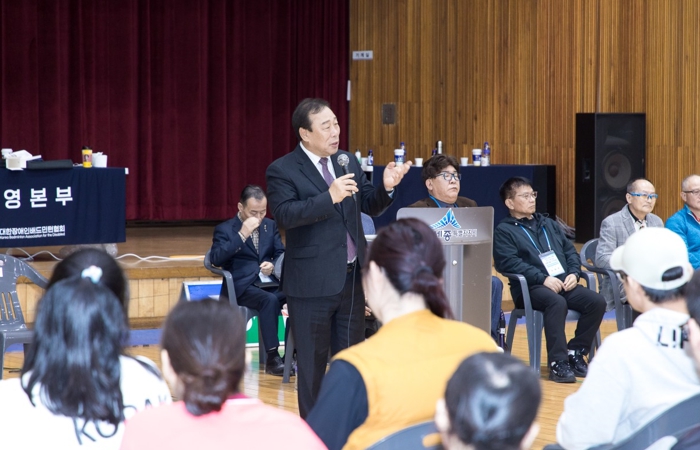세종서 전국 장애인 배드민턴 선수들 기량 펼쳐