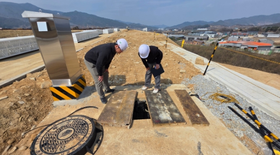 장수군, 임대형 스마트팜 해빙기·여름철 대비 종합점검 실시