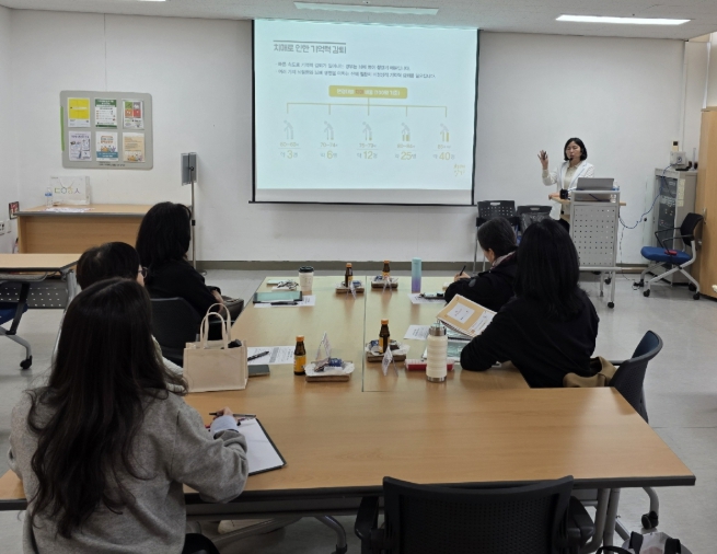 고양시 덕양구보건소 치매안심센터, 치매 예방지원 자원봉사자 교육 실시 