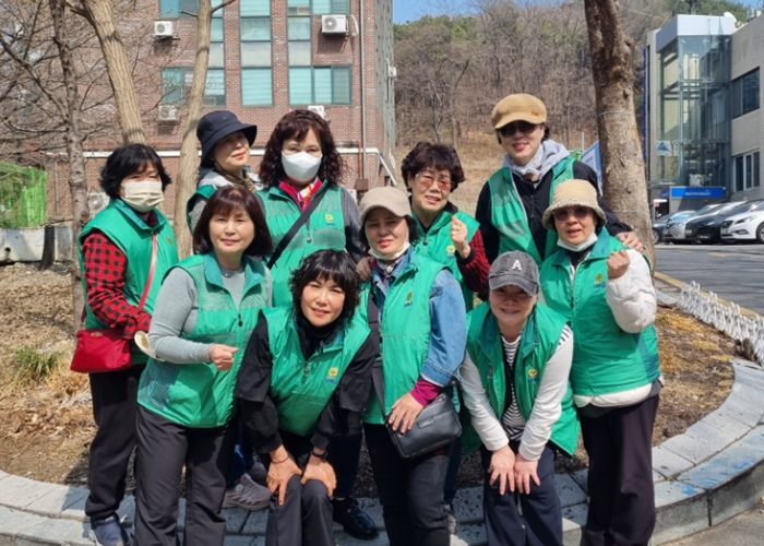 광명시 하안1동 새마을부녀회, 봄맞이 꽃 심기 행사