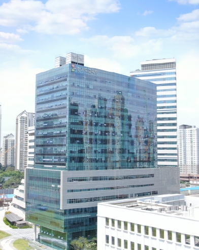 경기도교육청, 앞당겨진 폭염에 선제 대응 나선다 학교 근무 미화 종사자에게 보냉장구 지급