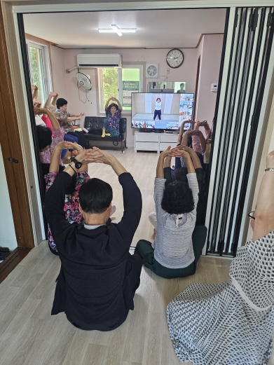 전주시, “경로당에서 함께 운동하니 즐거워요”