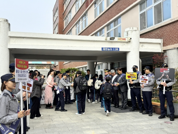 경기도성남교육지원청-분당경찰서-이매중, "너와 나, 우리는 하나!" 민·관·학 합동 학교폭력·학생도박 캠페인 성료