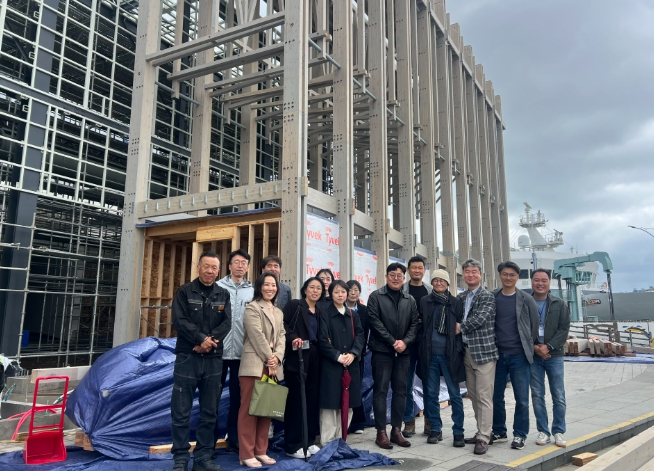 경남도,‘목조건축 우수사례 벤치마킹’ 위해 울산 남구 The Wave 현장 방문