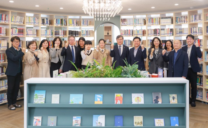 전북교육청 유정기 권한대행, 독서교육 선도학교 정책탐방